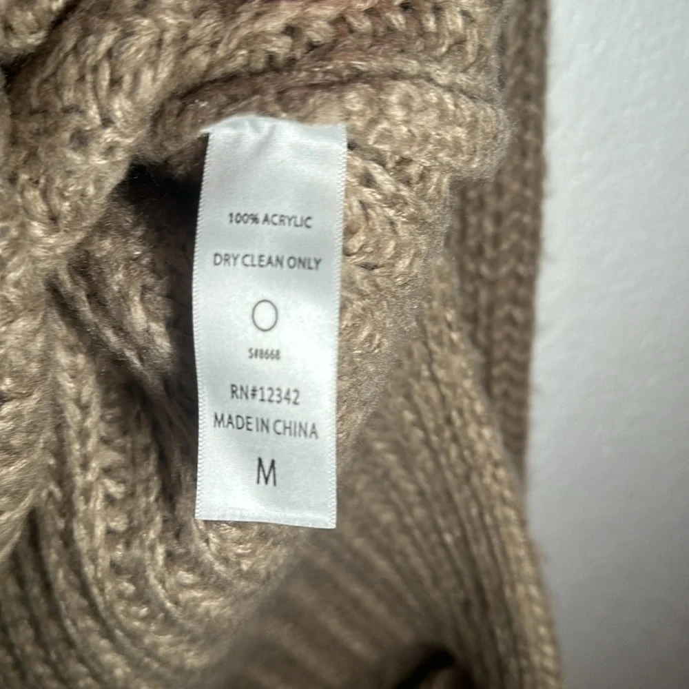 Coin 1904 Tan Chunky Knit Wide Cuff Crew Sweater Size Medium